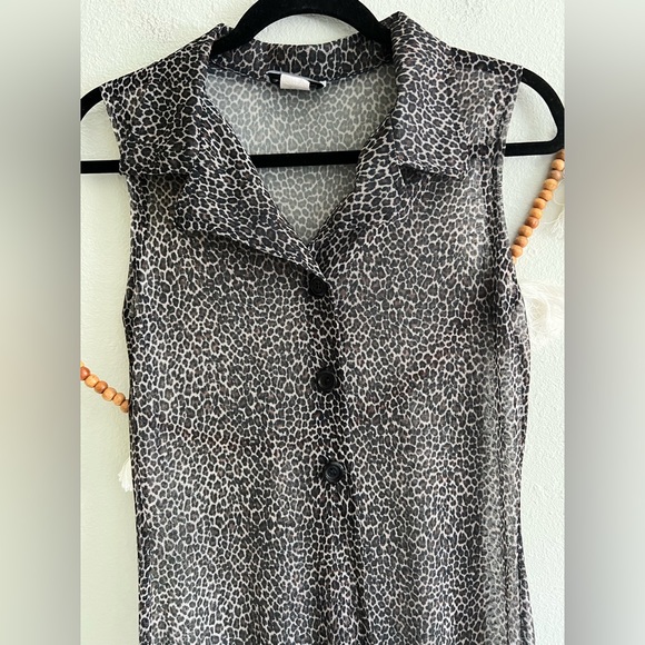 Breakin’ Loose vintage animal print sheer tunic - Picture 4 of 6
